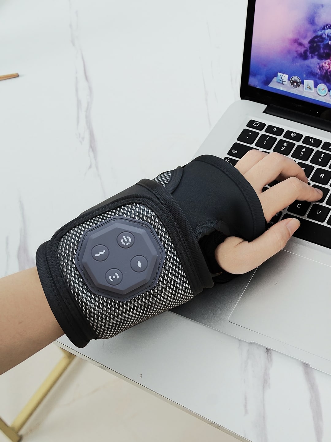 hand-wrist-massager